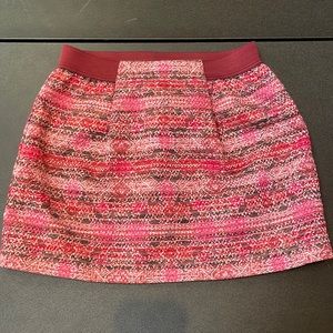Elastic band skirt - like new!
